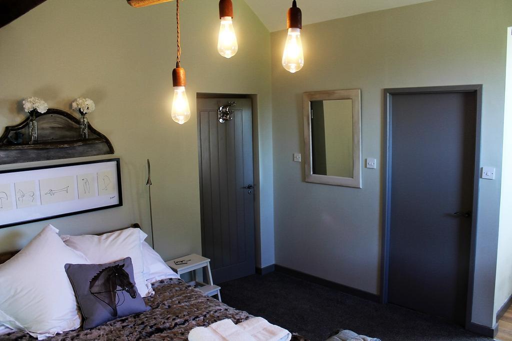 The Jockey Room Hideaway Spurstow Exterior foto